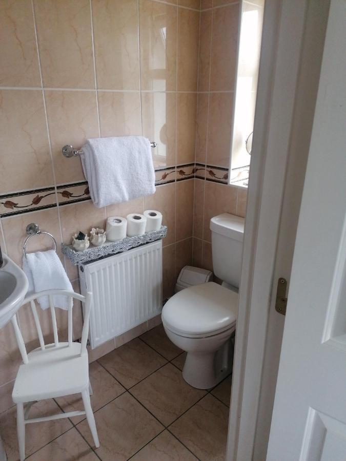 Fiuise B&B Ντίνγκλε Εξωτερικό φωτογραφία