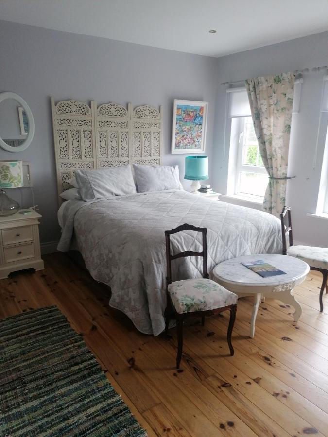 Fiuise B&B Ντίνγκλε Εξωτερικό φωτογραφία