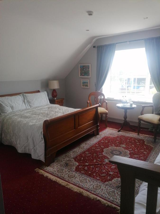 Fiuise B&B Ντίνγκλε Εξωτερικό φωτογραφία