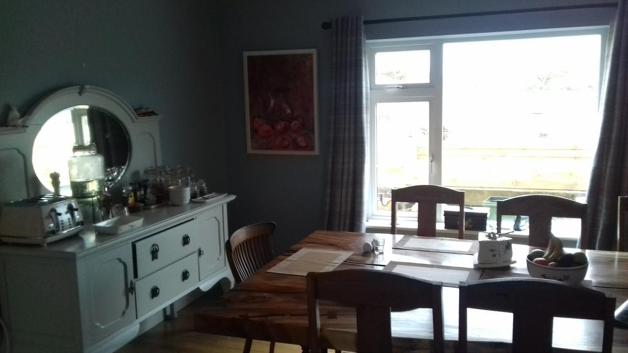 Fiuise B&B Ντίνγκλε Εξωτερικό φωτογραφία