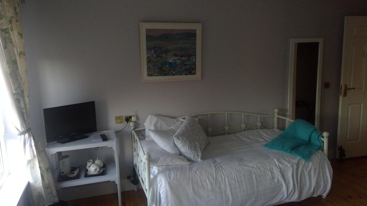 Fiuise B&B Ντίνγκλε Εξωτερικό φωτογραφία