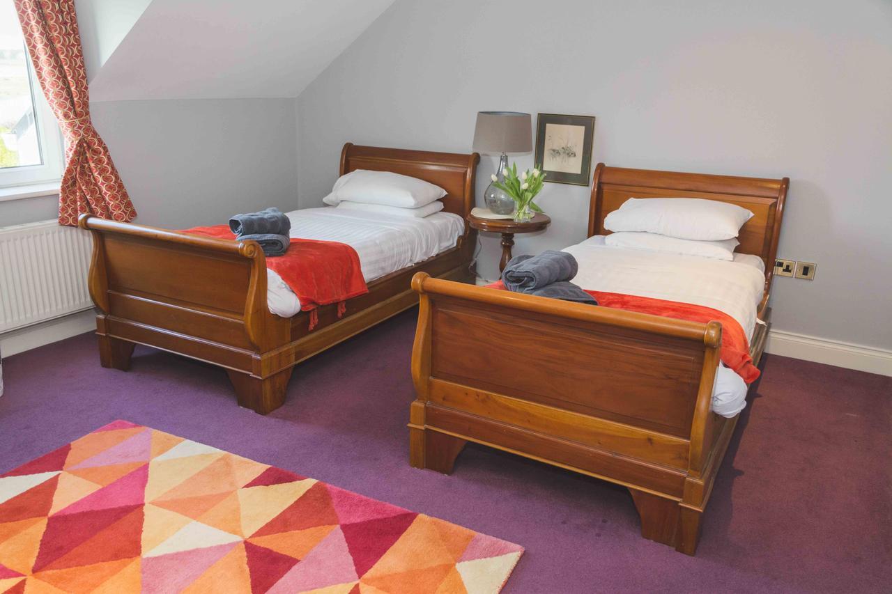 Fiuise B&B Ντίνγκλε Εξωτερικό φωτογραφία